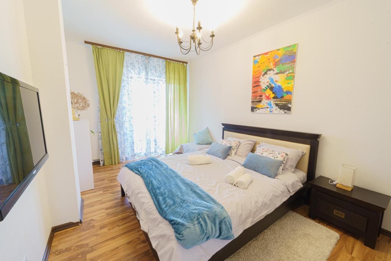5* Mansion In City Center Клуж-Напока Экстерьер фото